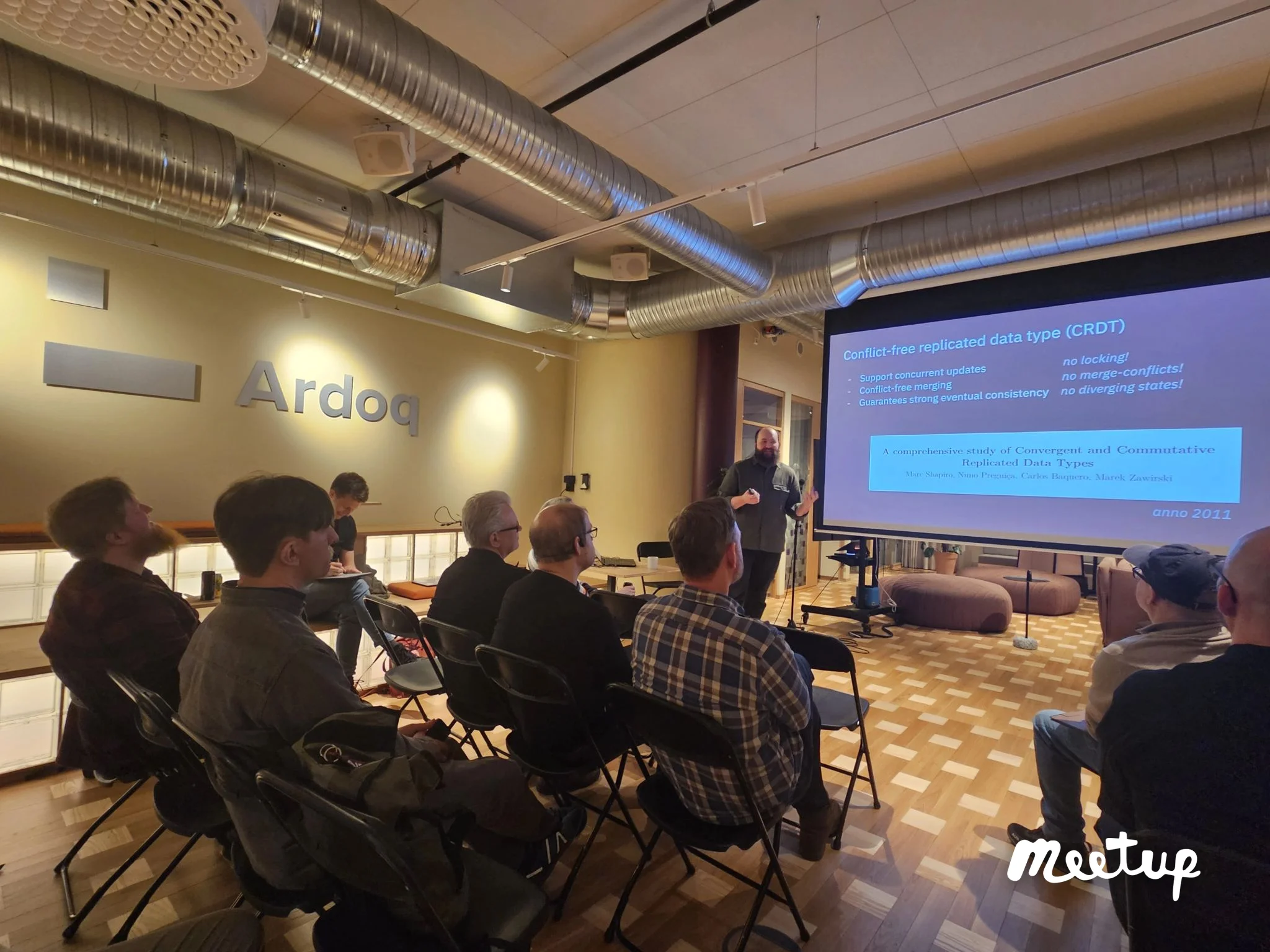 Teodor Elstad: Can Conflict-free Replicated Data-Types teach us anything about API-design?